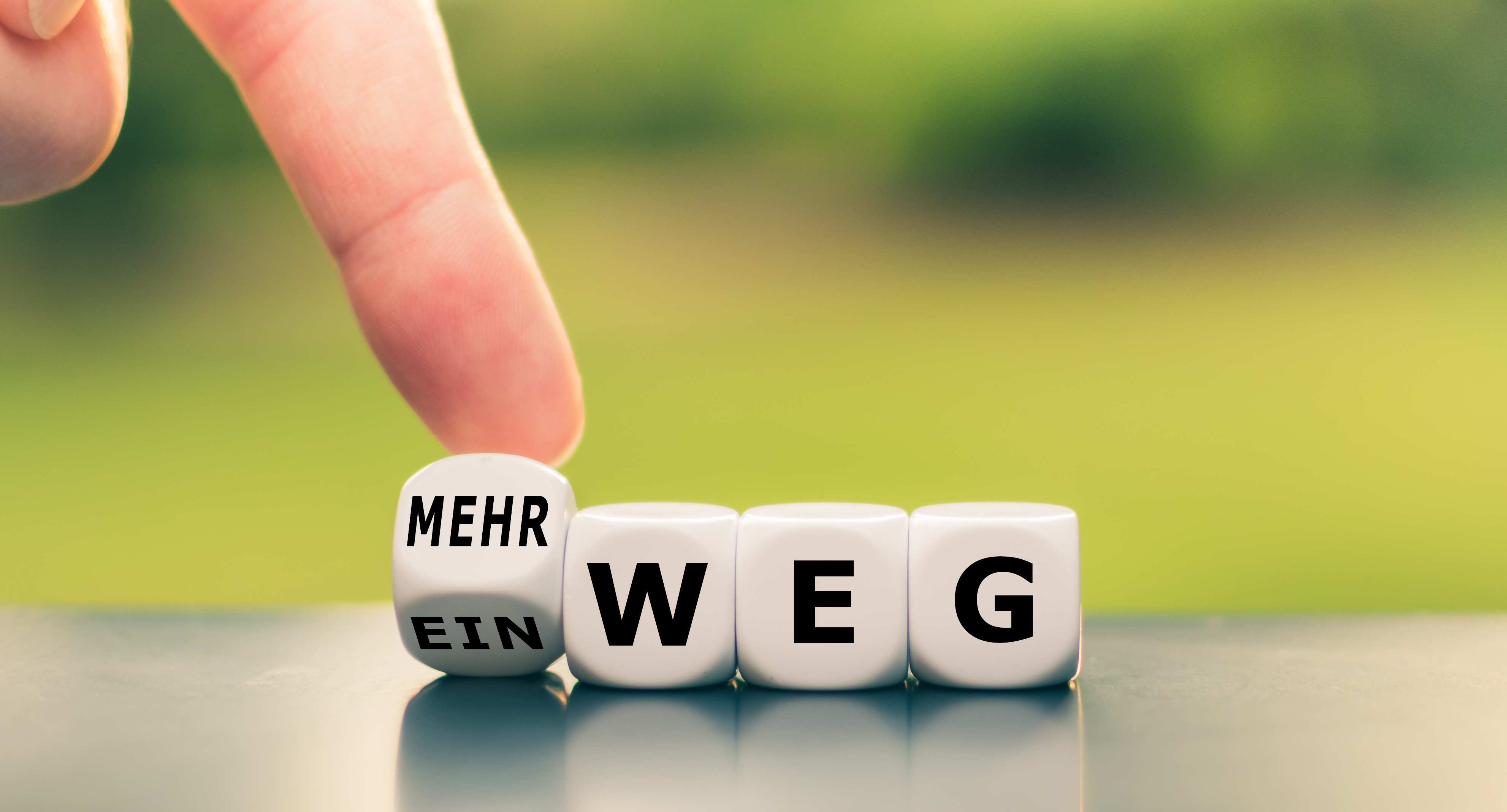 Würfel mit Aufschrift Mehrweg