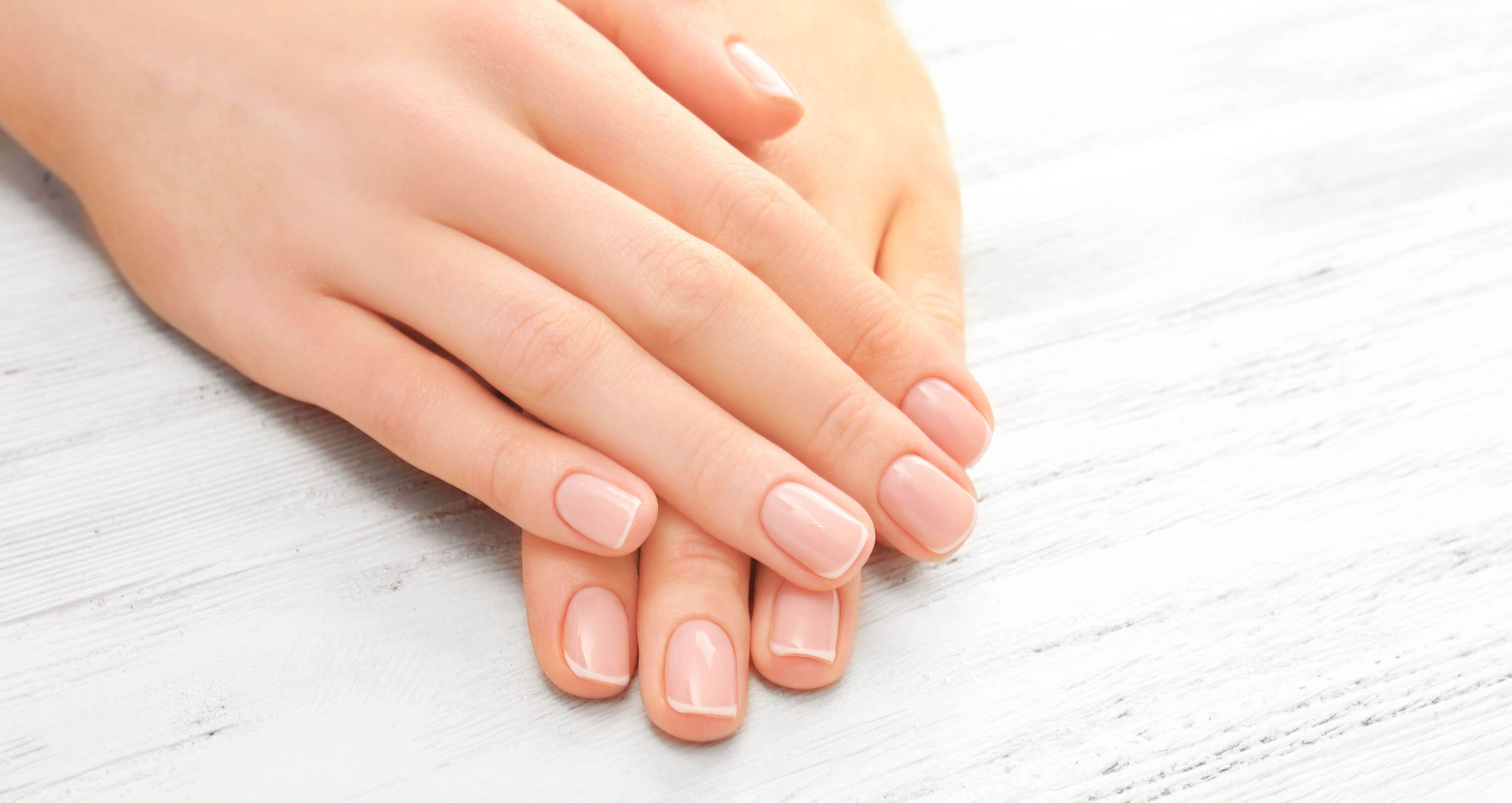 Sulfat ist wichtig für die Festigkeit der Nägel